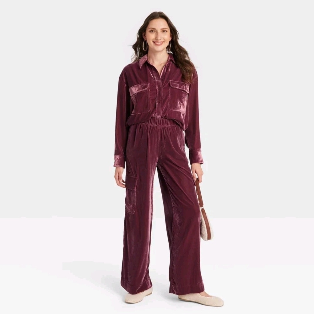 Universal Thread Velvet Wide Leg Pants Maroon